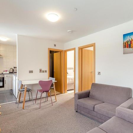 Apartmán Coastal Charm Retreat In Ilfracombe Exteriér fotografie